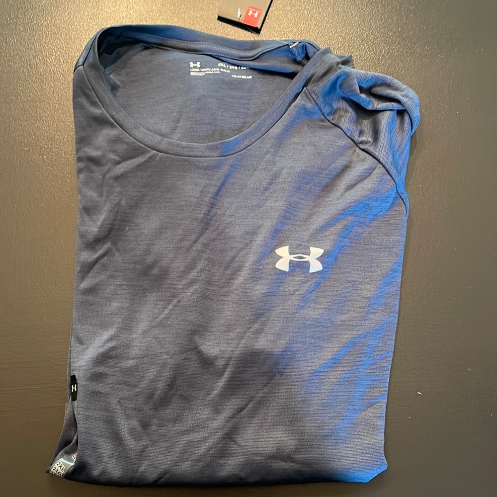 Short sleeve Mens under armour Tshirt